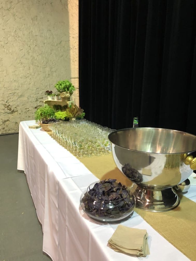 Cocktail dînatoire Terroir 4.0 pour 150 personnes au Château de Chessy